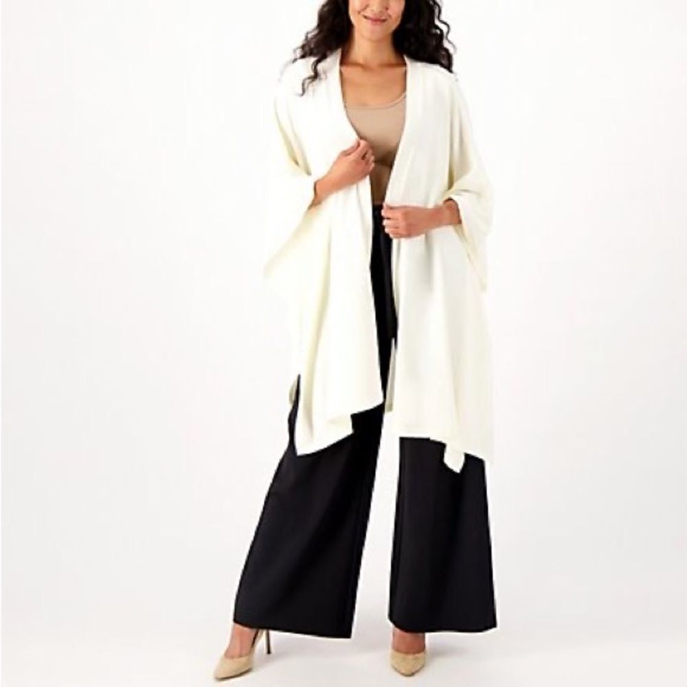 Girl With Curves Regular Sweater Poncho Cape